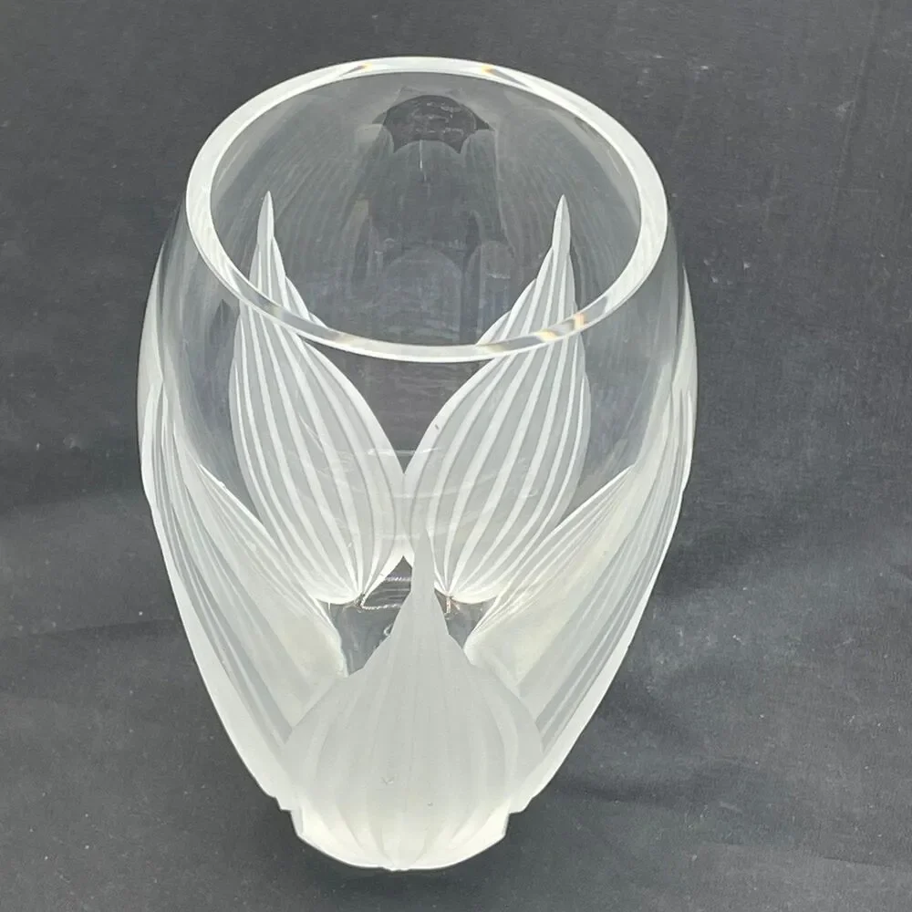 Lenox Frosted Clear Art Glass Floral Vase Etched Tulip Design